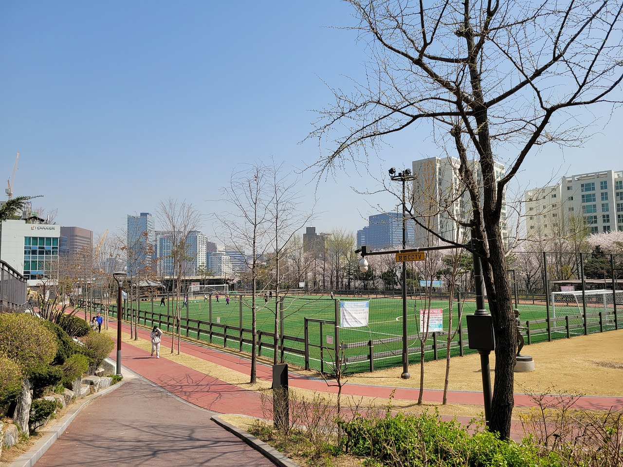 年就因赛后 年就因赛后